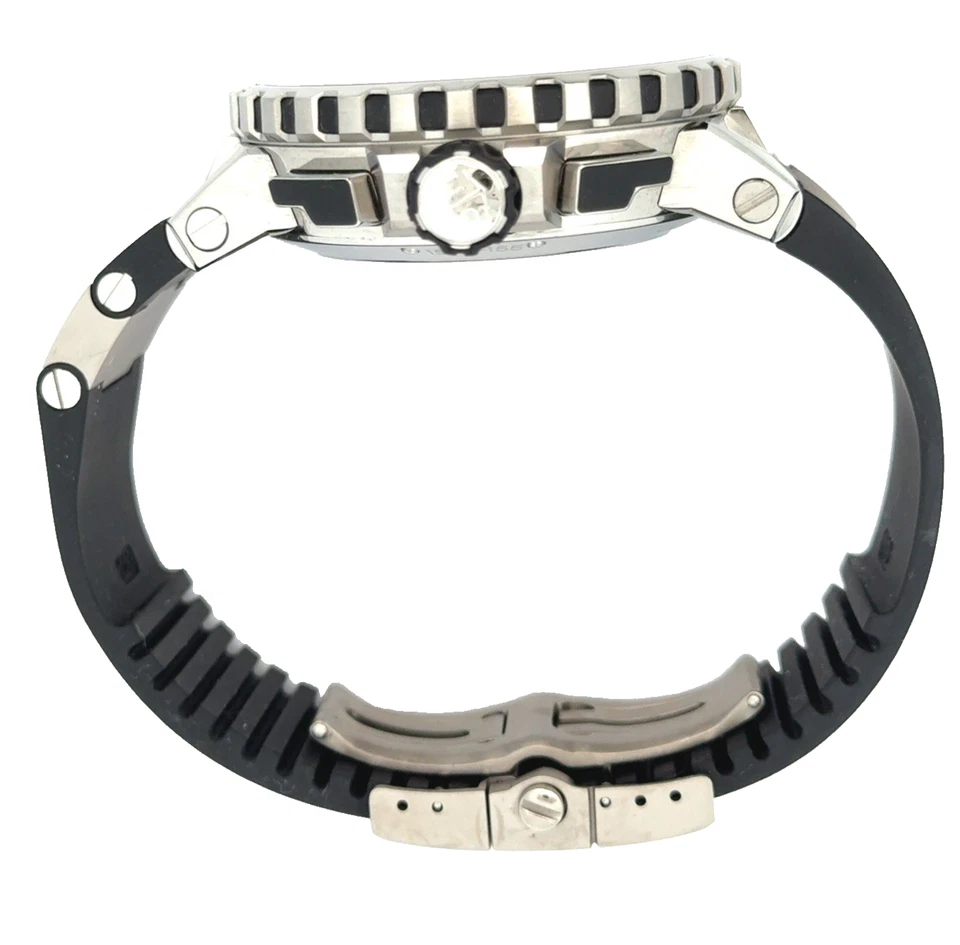 Ulysse Nardin Marine Regatta Cronógrafo, 44MM 1553-155 Foto 3 de 4