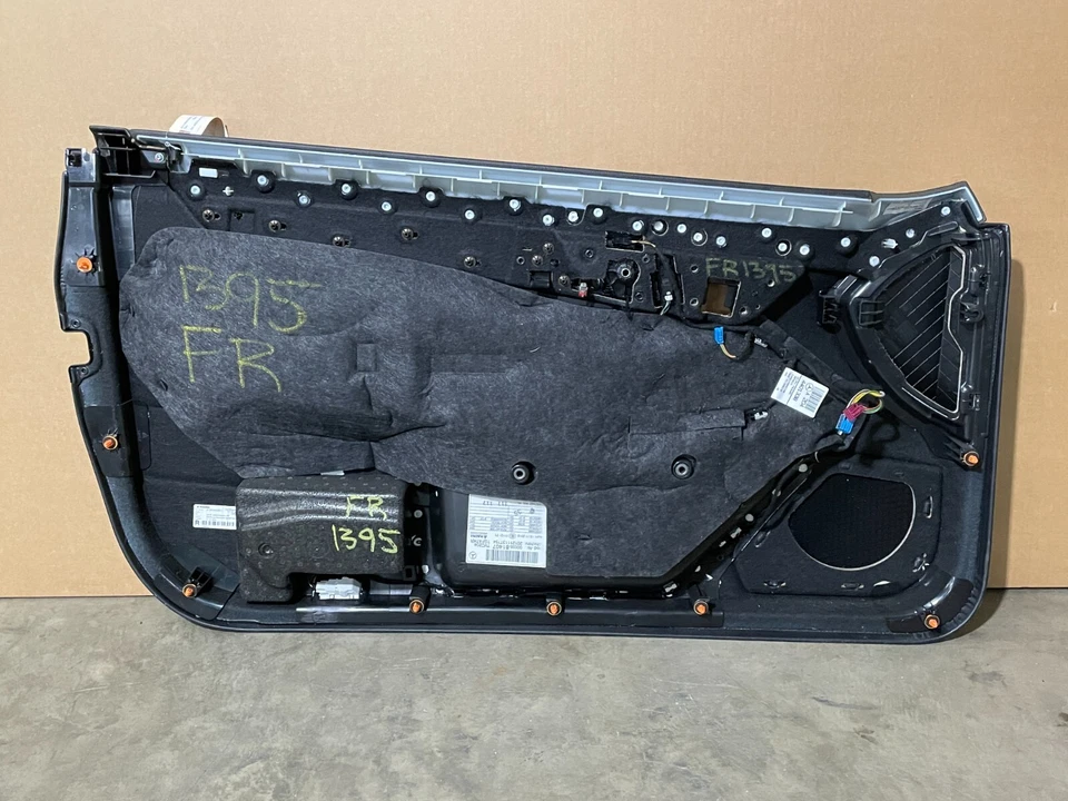 12 13 14 梅赛德斯 C250 C350 Coupe 右前门板装饰 1395 原始设备制造商 — 第 4/4 张图片