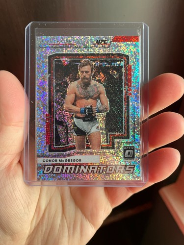 Conor McGregor [White Sparkle] #2 2022 Panini Donruss Optic UFC Dominators card