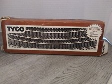 Tyco HO Scale Tru-Steel Track 14 Pieces Mint Condition in the Box