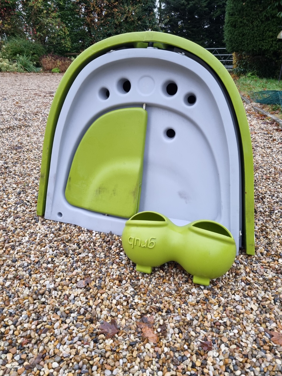 Omlet Eglu Classic Chicken Coop, excellent condition eBay