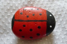Marienkäfer Stein Glückstein handbemalt mit Acrylfarbe verschiedene Größen