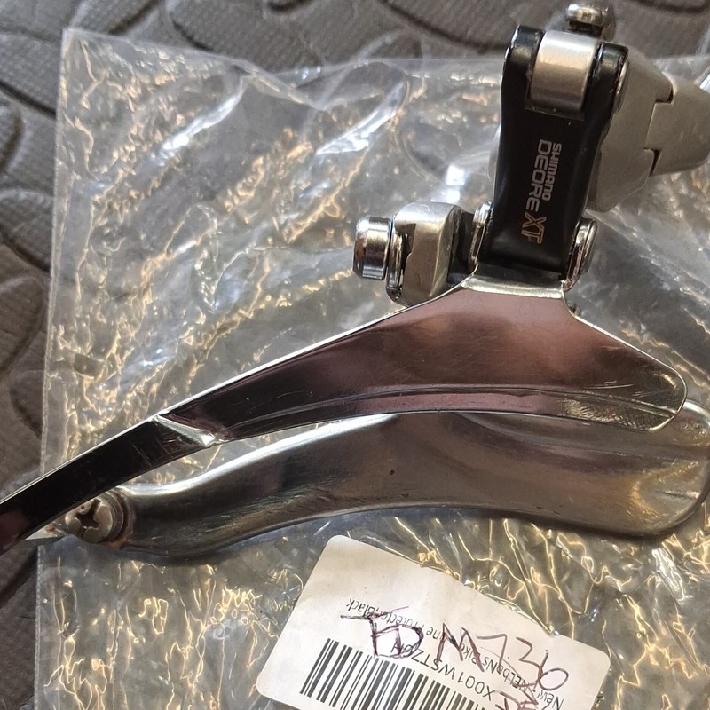 Shimano Deore XT FD-M736 Front Derailleur, ,Top pull, 8sp ,28.6mm. Year QL Dec92