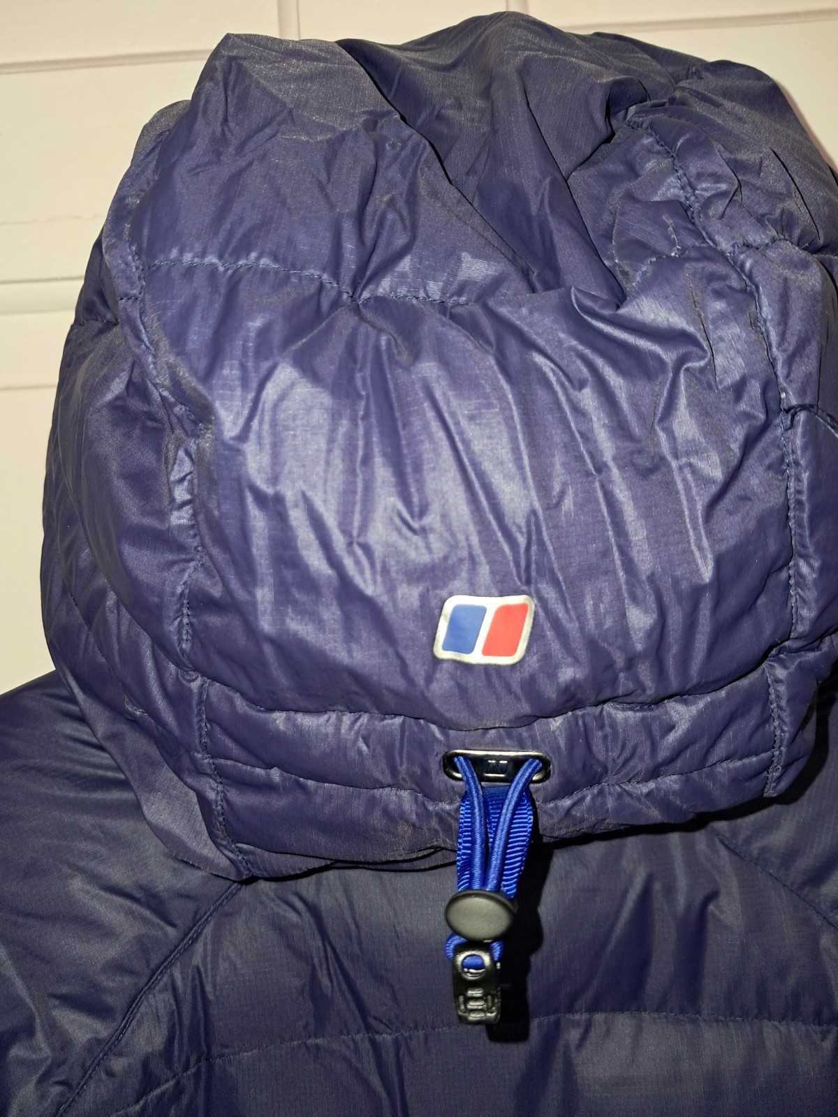 Berghaus Puffer Jacket Hydrodown 600 Navy Womens Size S/10 Small Warm Coat image 6
