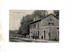CPA - 37 - AZAY-LE-RIDEAU - La gare - animée - écrite