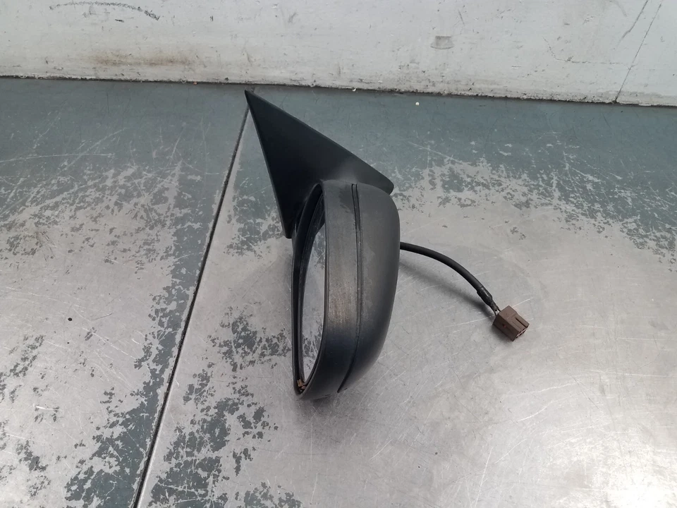 2005 Grand Marquis / Crown Vic Vic Victoria 右乘客侧镜 #9031 G3 — 第 2/4 张图片