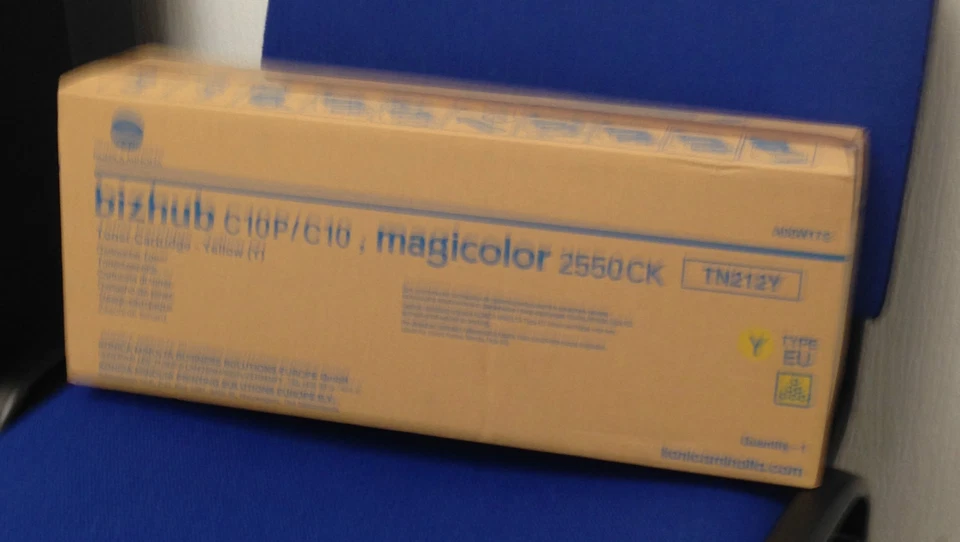 KONICA MINOLTA TN212Y Yellow toner for the Konica Magicolor 2550CK / Bizhub C10P / C10