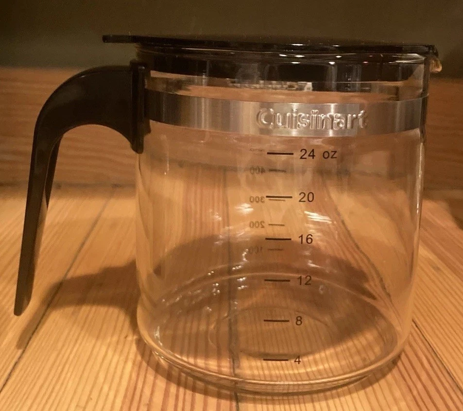 Espremedor de citrinos Cuisinart CCJ-900 peça, 24 oz. Jarro e tampa de vidro preto - Imagem 2 de 4