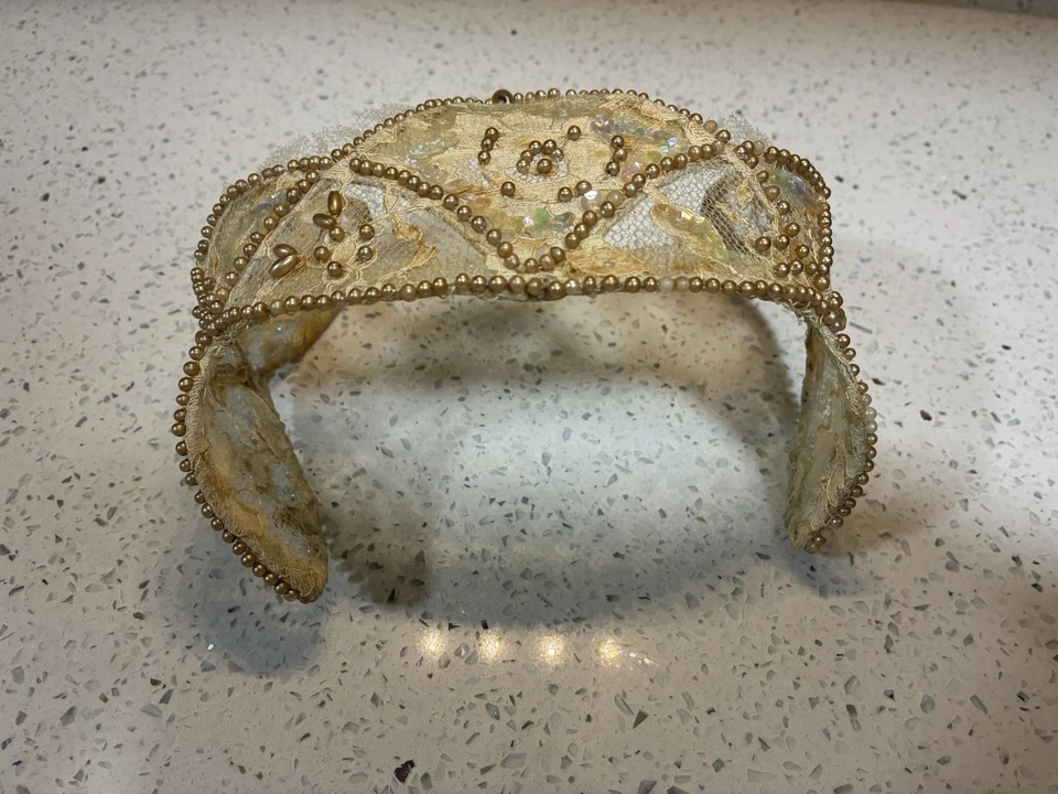 TOCADO NUPCIAL VINTAGE TIARA CON CUENTAS Y GORRA DE TERCIOPELO ARTÍCULO GENIAL - ENVIAMOS RÁPIDO Foto 2 de 4