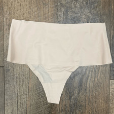 Spanx Undietectable Soft Nude NWOT Women s Shapewear size S EUR 34-36 UK 8-10