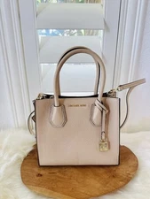 NWT Michael Kors Mercer Medium Messenger Leather Crossbody Handbag Oyster Nude