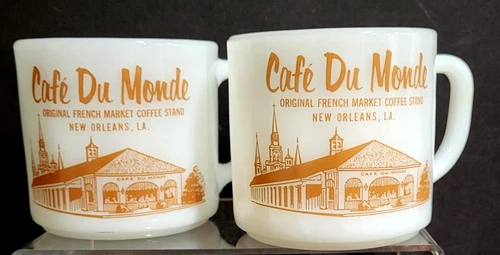 2 Federal Cafe Du Monde Coffee Mugs Cups New Orleans Milk Glass C Handle Vtg