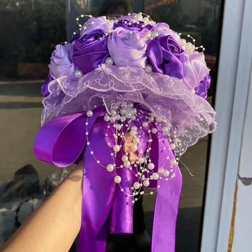 Buquê de noiva feito à mão pérola segurando flores cetim rosa casamento decoração para casa - Imagem 2 de 4