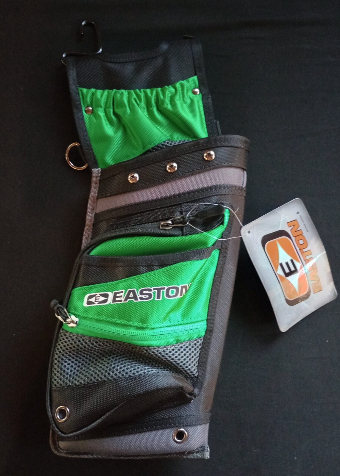 Easton Deluxe Feild Hip Quiver  Green Black LH Archery