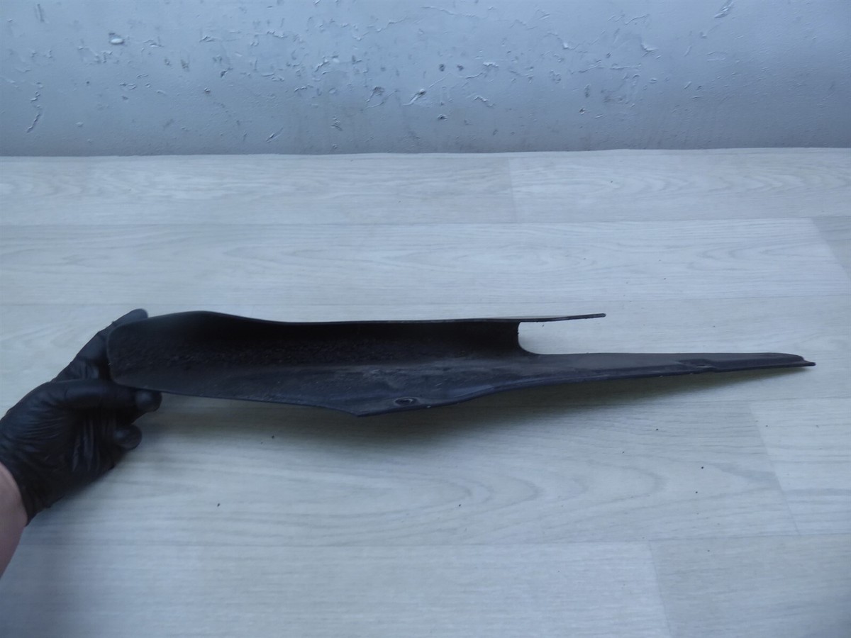 2000 Kawasaki ZX600 Ninja K464) black plastic chain guard cover