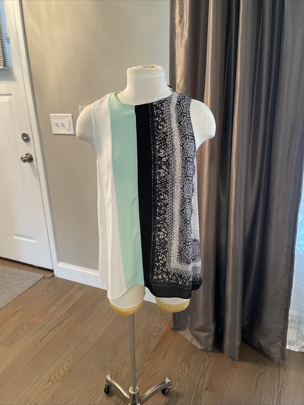 bcbg max azria top m