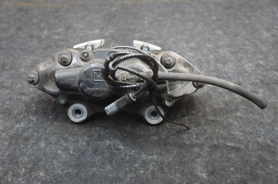 Pinza de freno conductor delantero izquierdo sin pintar 34116868231 OEM BMW i8 2014-19 Foto 4 de 4