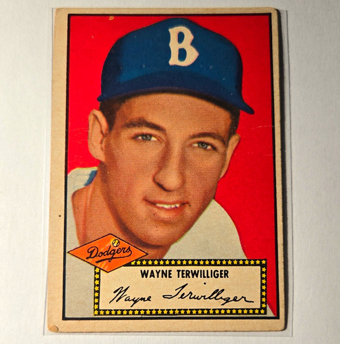 Wayne Terwilliger [Black Back] #7 1952 Topps card
