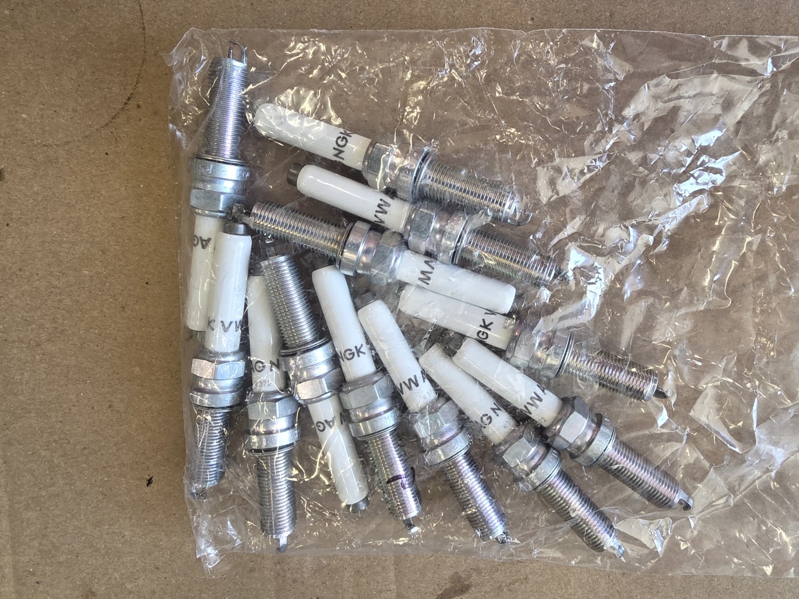  Lamborghini 07M905602H NGK NG3 K372 Set Of 12 Spark Plugs,   New Genuine