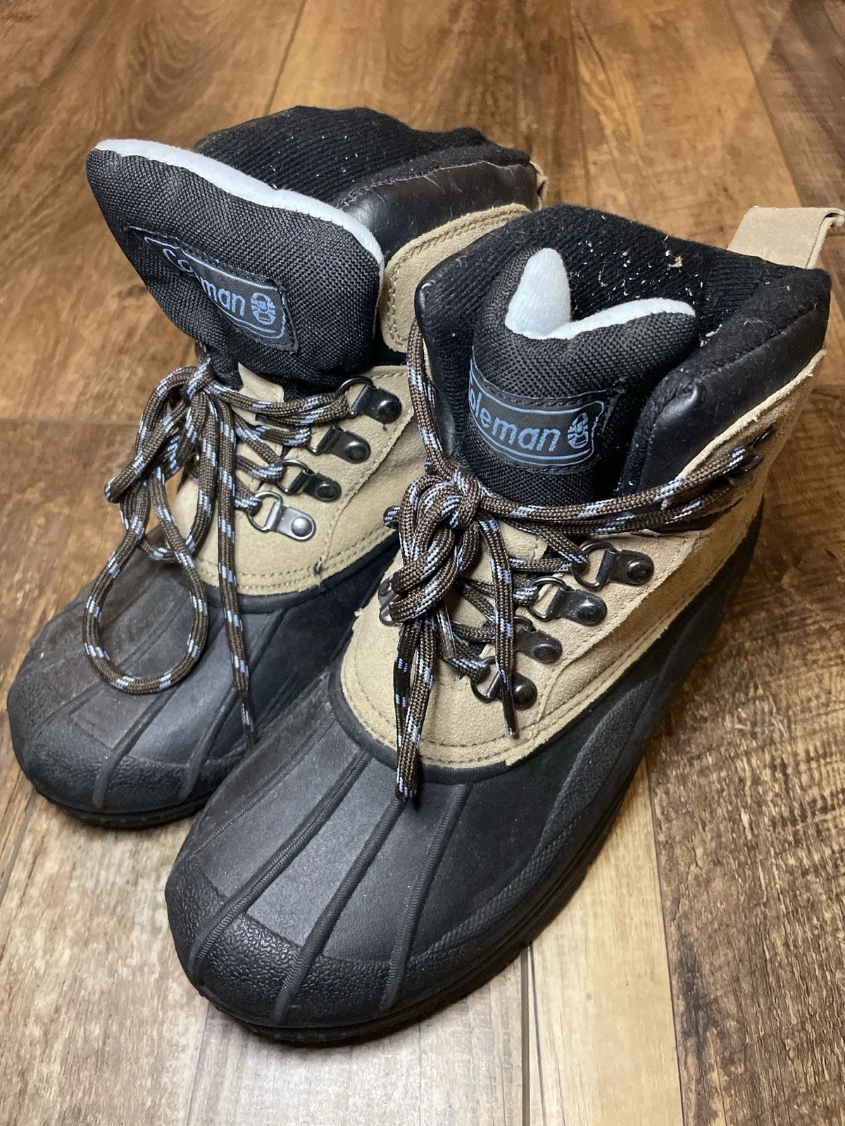 Coleman Women’s Thinsulate Winter Snow Boots Sz 8 Tan Black Insulated Waterproof