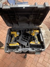 DeWalt 18V 2x2ah Brushless Impact driver and combi drill set Dcf887 Dcd795