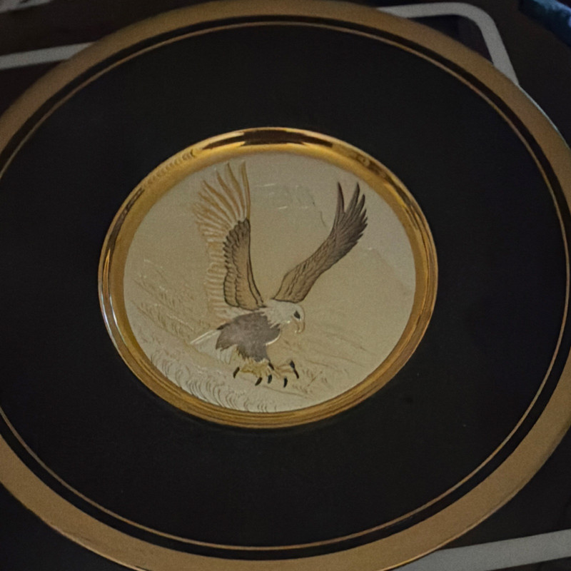 Black & Gold Eagle Collector Plate Round Decorative Birds Theme White Accents