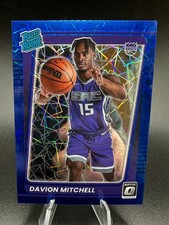 2021-22 Optic - Rated Rookie Davion Mitchell #155 Blue Velocity Prizm (RC)