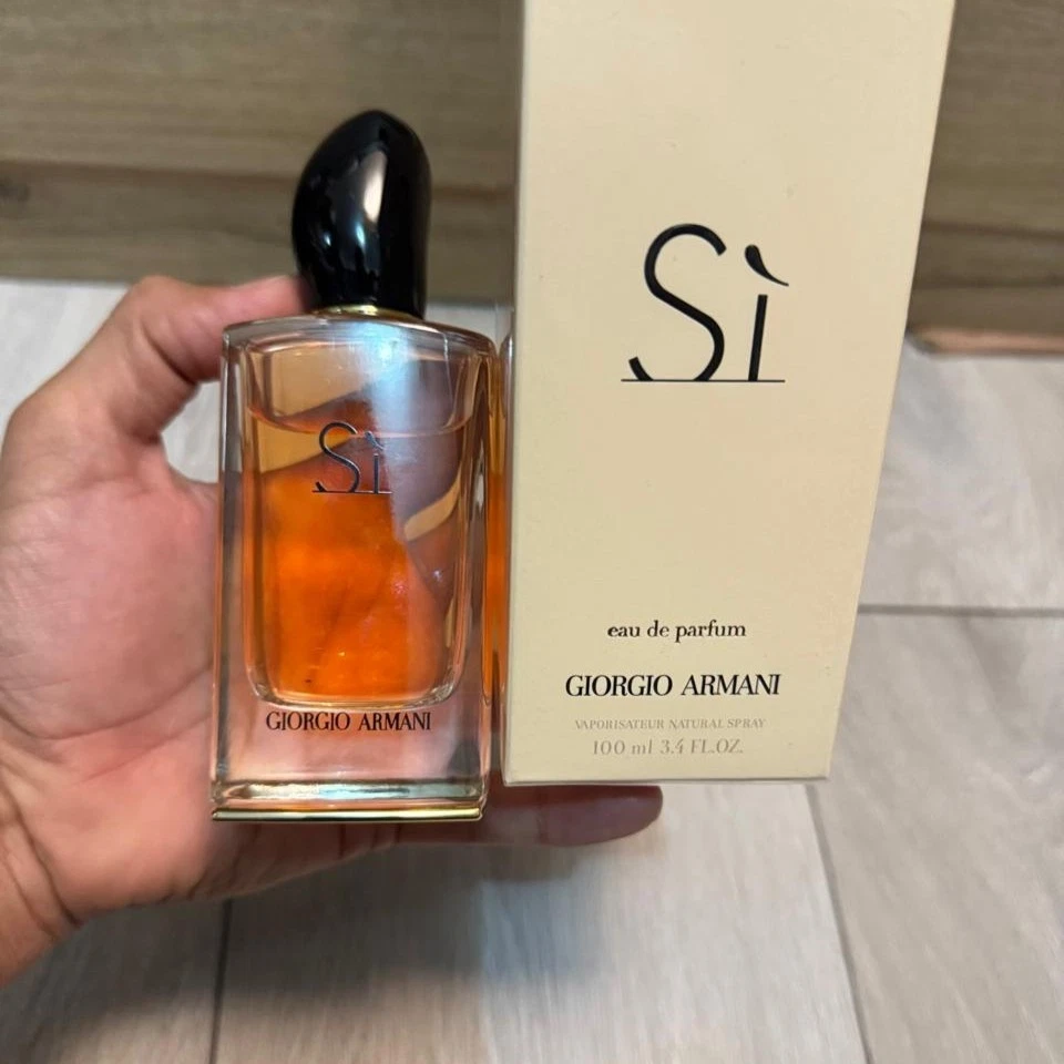 Giorgio Armani Si парфюмированная вода 100 мл - открытая коробка (неиспользованное состояние товара) - Изображение 4 из 4