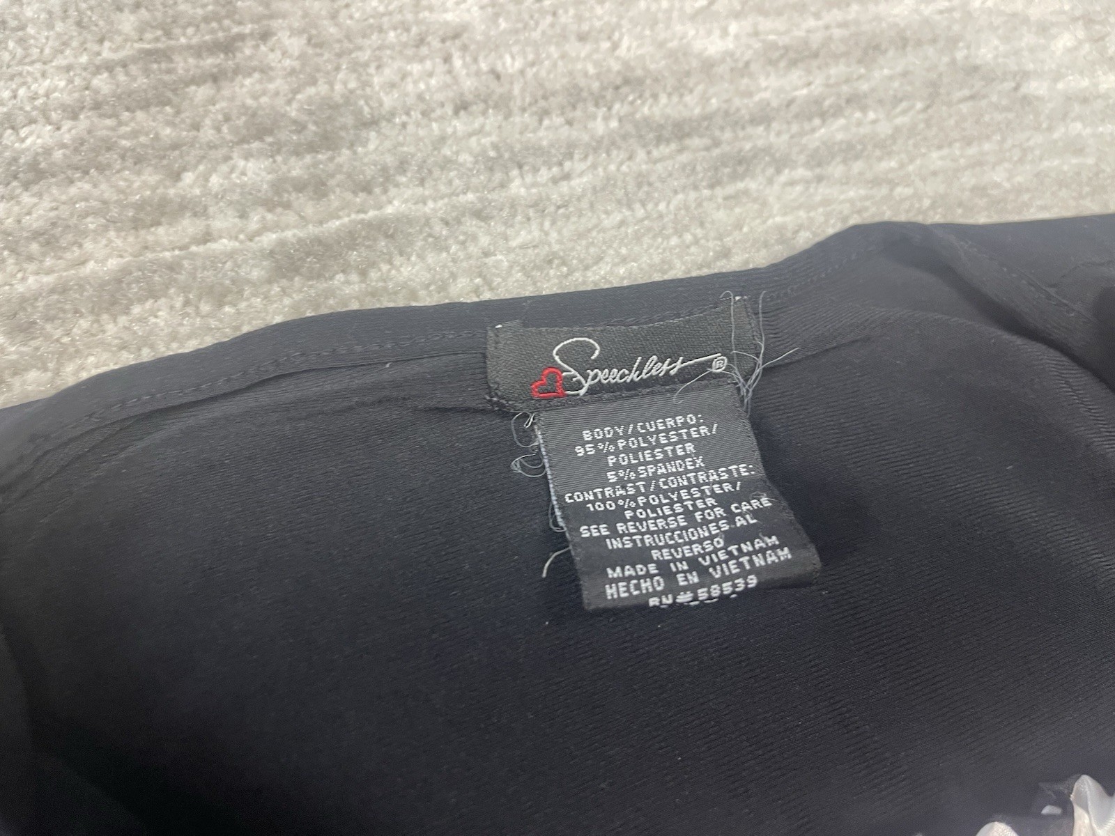 Lot of 12 Girls Clothes Size 12-14 SO Converse Tommy Hilfiger Jordache etc+ thumbnail 5