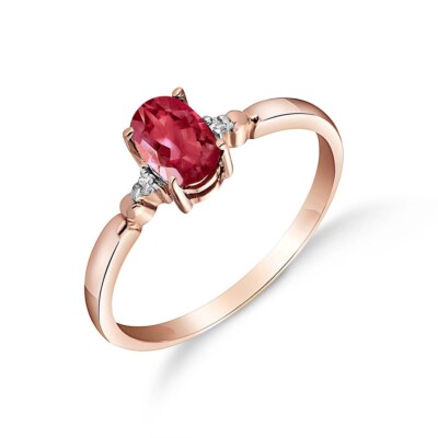 18K. MASSIVER GOLDRING MIT NATÜRLICHEN DIAMANTEN & RUBIN