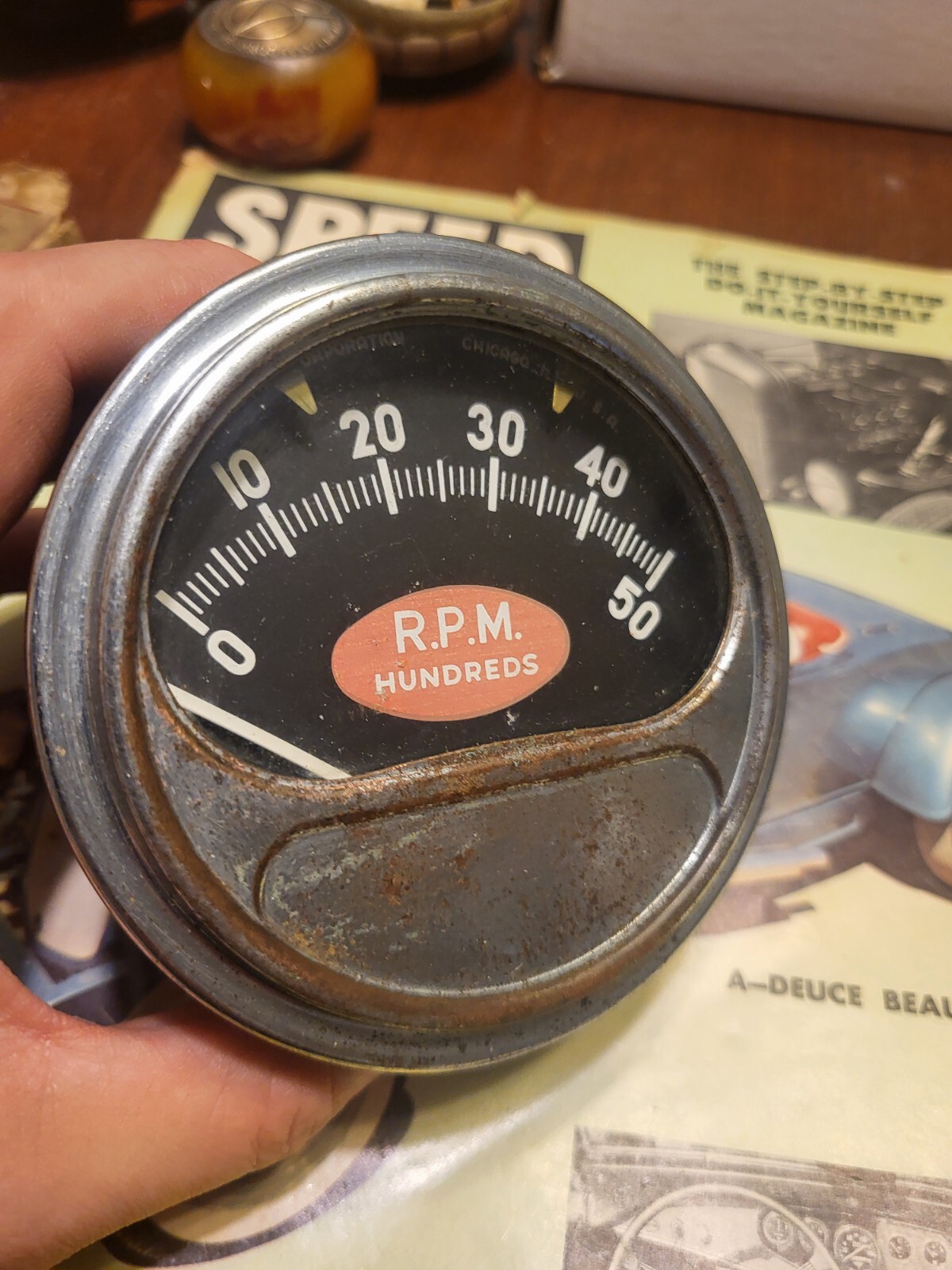 Vintage SUN TACHOMETER 5000 rpm red football .Untested. HOTROD RATROD ...