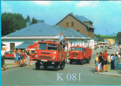 1 Postkarte: ROBUR LO 3000 Fw + IFA W 50 in Oberwiesenthal 2002  Mai 2000 K 81  