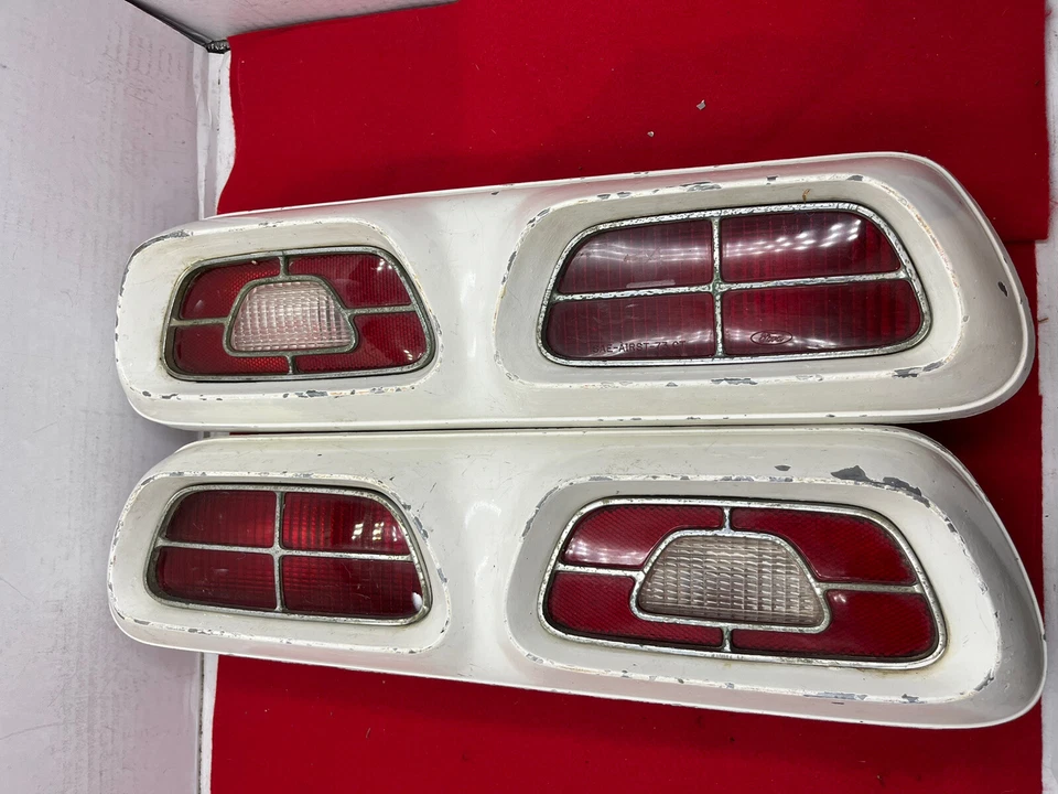 Пара оригинальных левых и правых задних фонарей 1970 1971 1972 1973-1976 1977 Mercury Comet - Изображение 2 из 4