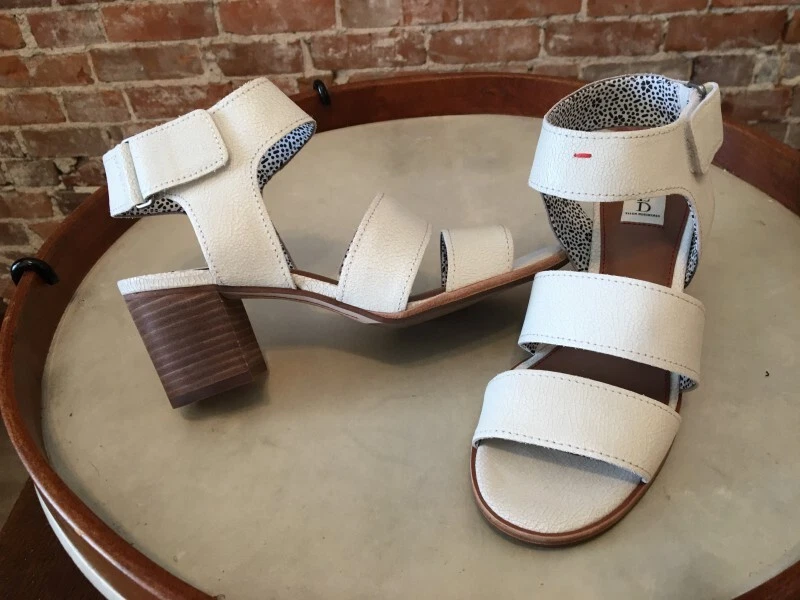 Ellen degeneres hotsell ankle strap sandal