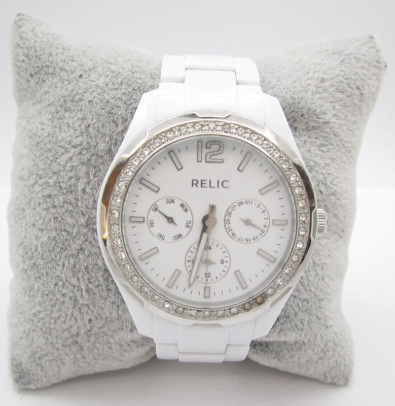 Women Relic Quartz WR Analog 37mm Dial Round Watch (G864) "Untested" ZR15551
