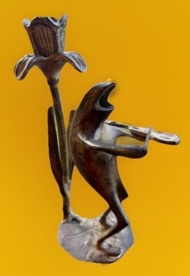 Quirky Iron Candle Holder, Frog Playing A Fiddle/Violin, Flower, Music, Cute ￼￼￼