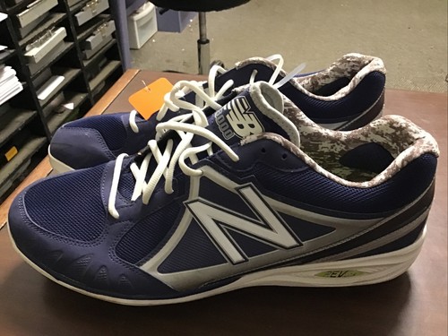 New Balance Low-Cut 4040v4 Metal 