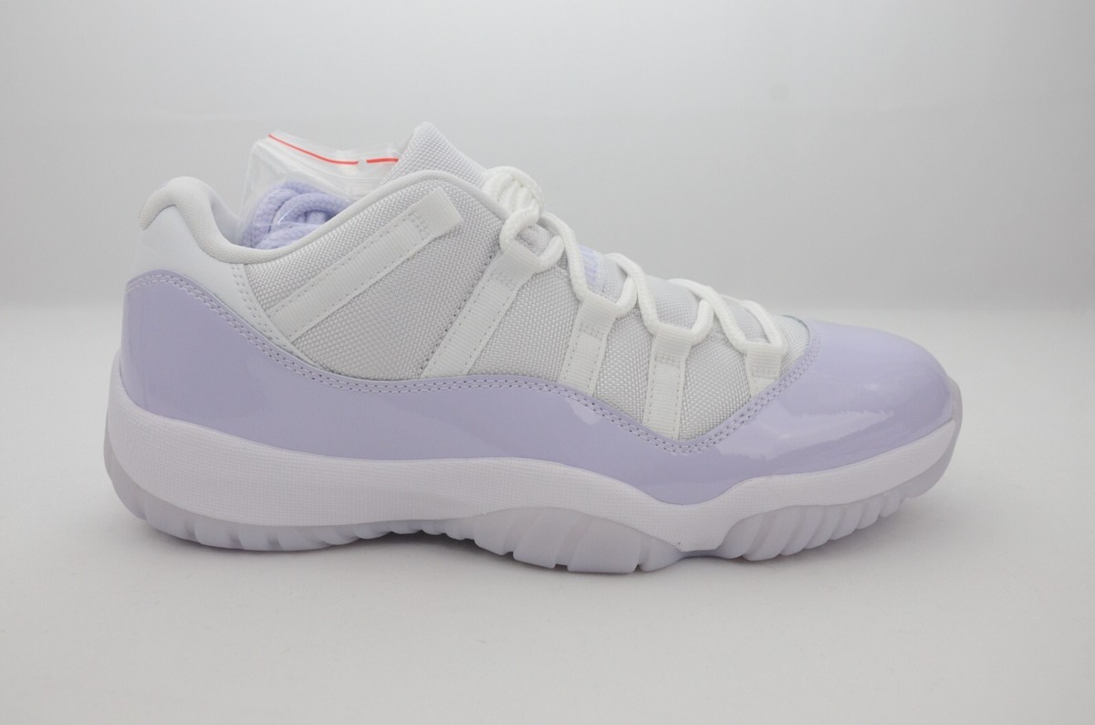 Air Jordan 11 ウィメンズ Air Jordan 11 Retro Low Pure Violet Women's Size 12 New in