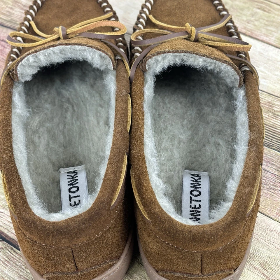 Minnetonka Mens 11 M Brown Suede Moccasin Slippers Faux Fur Hardsole Shoe 41353 - Image 4 of 4