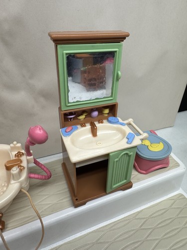 Fisher Price Loving Family Twin Dollhouse Lot Furniture Bathroom Chair Desk ++ - Picture 5 of 10