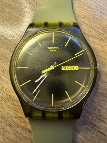 Swatch Olive Rebel SUOG700