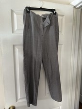 Women's Nine West Pants Ankle Length Size 2 Comfortable and Stylish