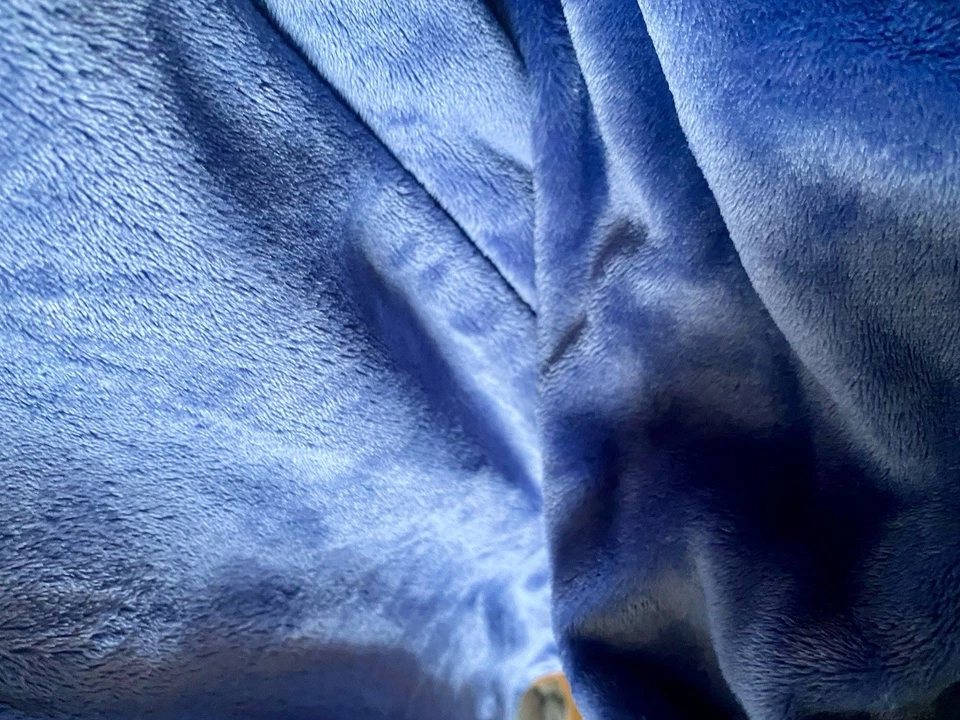 STAN HERMAN Women’s Blue Plush Zip Front Chenille Robe PL Great Shape! - Image 3 of 4