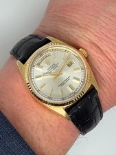 Rolex Day-Date 36 18ct Yellow Gold Factory Silver Baton Dial