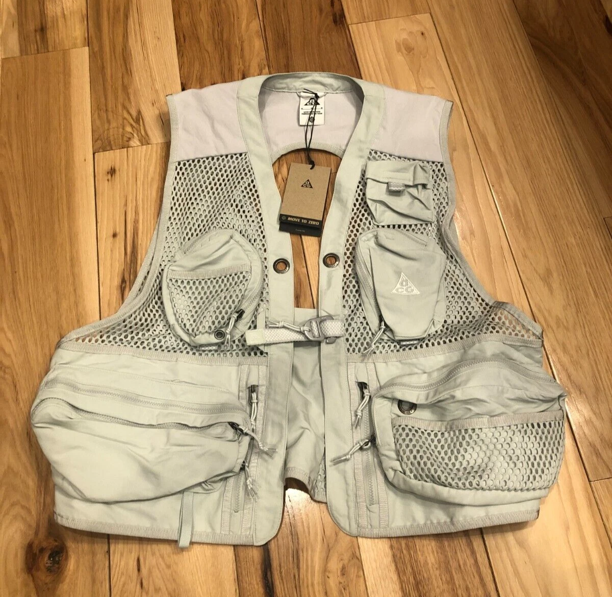 Nike ACG Buttles Vest Hiking Light Silver DN3919-034 Adult Unisex