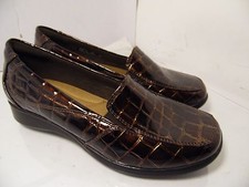 Clarks Collection Womens Brown patent Leather Croc Moc Casual Loafers SZ 6M