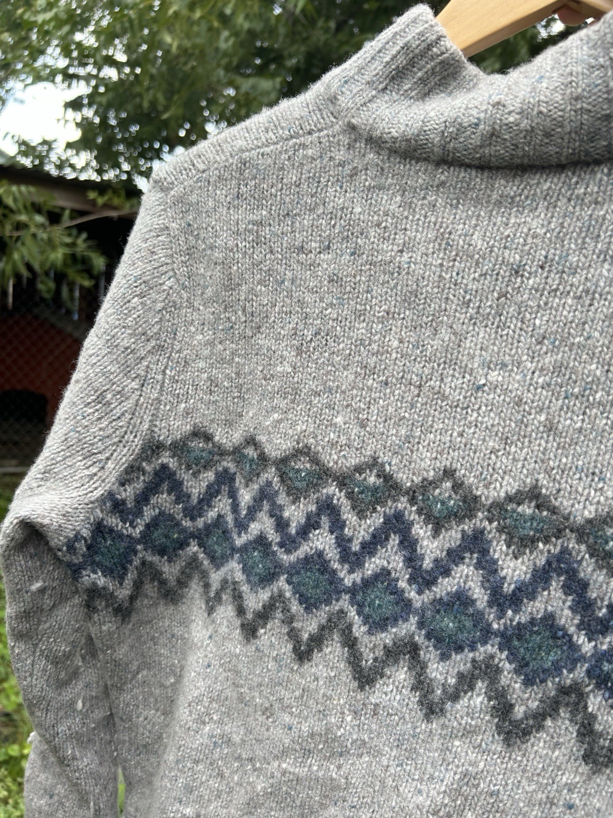 SmartWool Knit Button Up Sweater With Design Men’… - image 2