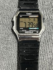 Vintage TIMEX LCD Chronograph Watch Indiglo 739 T J7 New Battery Works