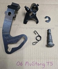 Borg Warner Mustang T5 Fifth 5th Gear Reverse Shift Lever Clip Bolt Fork Borg Warner Mustang T5 Fifth 5th Gear Reverse Shift Lever Clip Bolt Fork