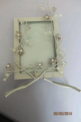 Cadre photo bord Métal décor branches et perles - Photo 1/4